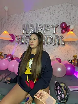 Snapshot of Brenda_Brm chatting on June 18, 2026, 1:15 pm Brenda Brm online show from June 18, 2026, 1:15 pm