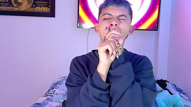 Apolo Prince1 online show from May 14, 2026, 2:07 am