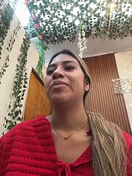 Snapshot of Kimmiebellarie chatting on June 17, 2026, 12:18 pm Kimmiebellarie online show from June 17, 2026, 12:18 pm