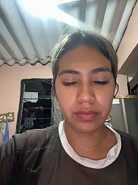 Snapshot of Kimmiebellarie chatting on June 20, 2026, 2:47 am Kimmiebellarie online show from June 20, 2026, 2:47 am