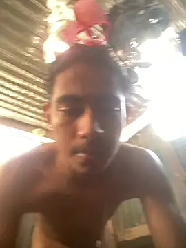 Snapshot of Mellvinn chatting on April 15, 2026, 10:43 pm Mellvinn online show from April 15, 2026, 10:43 pm