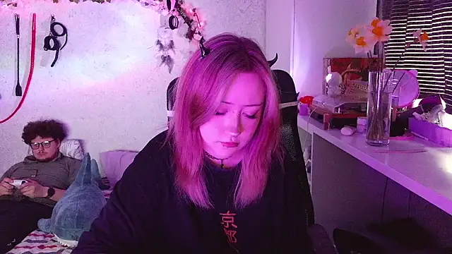 plumpy girl online show from April 12, 2026, 3:50 pm