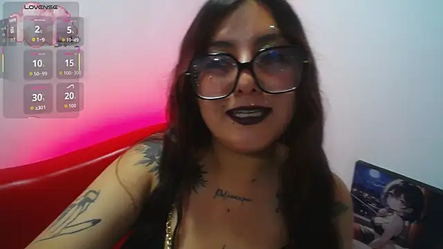 Snapshot of aitana_monteverde chatting on May 23, 2026, 7:51 pm aitana monteverde online show from May 23, 2026, 7:51 pm