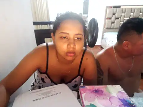 Ninibella online show from June 19, 2026, 2:38 am