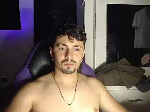 Snapshot of Andres_Blessed chatting on April 11, 2026, 6:51 am Andres Blessed online show from April 11, 2026, 6:51 am