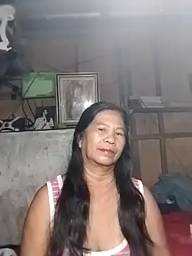 urmaturemama143 online show from April 11, 2026, 8:46 pm