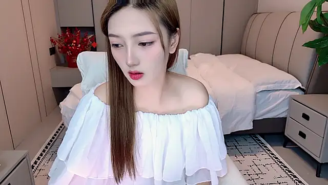 MMMxiXi6 online show from April 27, 2026, 2:37 pm