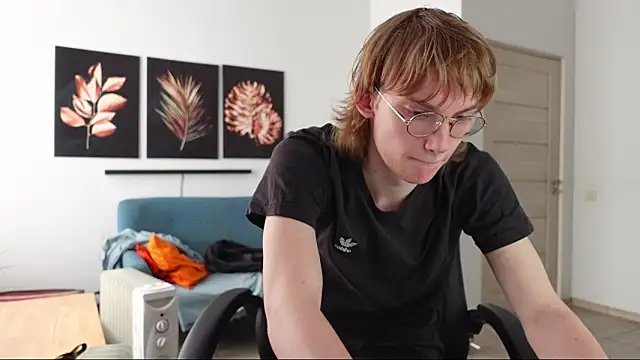 Dave Redmond online show from April 24, 2026, 1:57 pm