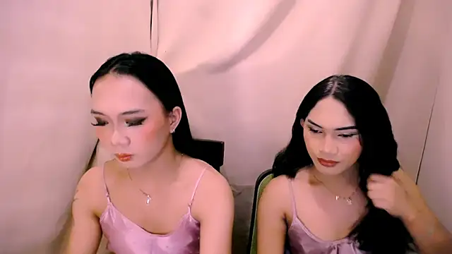 slutty aki online show from May 7, 2026, 2:22 pm