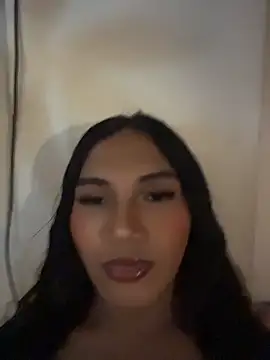 Snapshot of slutty_aki chatting on June 3, 2026, 2:44 pm slutty aki online show from June 3, 2026, 2:44 pm