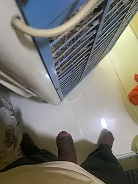 rahul 4457 online show from April 15, 2026, 6:53 am