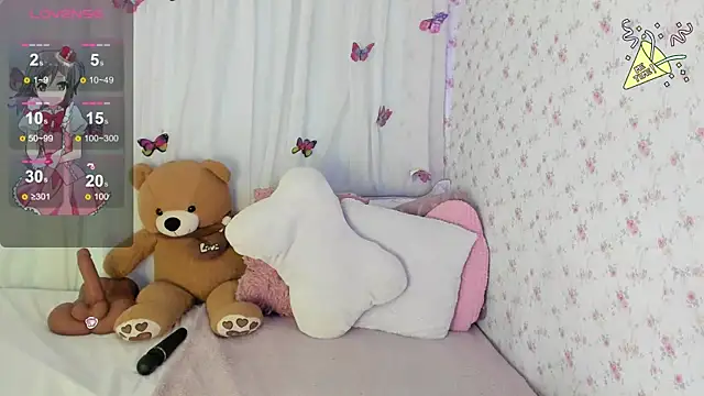 Snapshot of karina_ebonyy chatting on June 3, 2026, 2:33 pm karina ebonyy online show from June 3, 2026, 2:33 pm