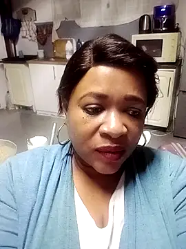 Snapshot of BUSTYQUEEN56_ chatting on May 5, 2026, 3:53 pm BUSTYQUEEN56 online show from May 5, 2026, 3:53 pm