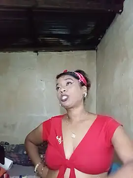 MissyLoveCreator online show from May 29, 2026, 8:07 pm