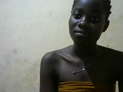 Snapshot of Rerpuss1 chatting on April 13, 2026, 2:44 pm Rerpuss1 online show from April 13, 2026, 2:44 pm