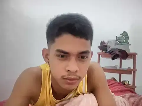 yourhotasian jhonpol16 online show from April 26, 2026, 5:21 pm
