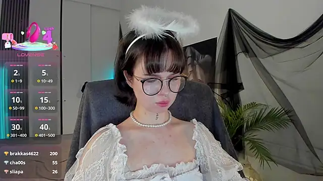 Snapshot of RisoSweet chatting on May 27, 2026, 1:57 am RisoSweet online show from May 27, 2026, 1:57 am