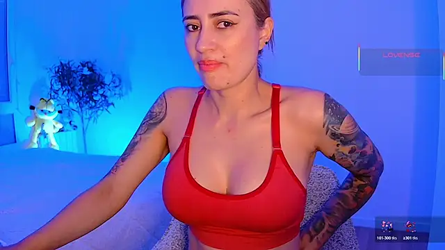 Snapshot of pennyyy_ chatting on June 21, 2026, 8:28 am pennyyy online show from June 21, 2026, 8:28 am
