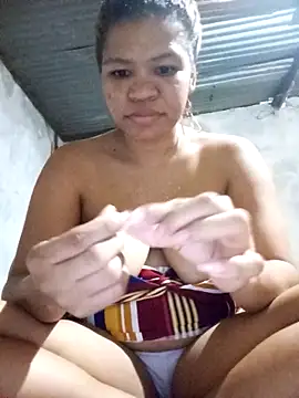 chica sexi0415 online show from April 28, 2026, 4:17 am