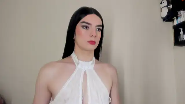 MelanyCollins  online show from May 20, 2026, 2:34 pm