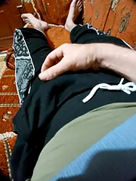 Snapshot of Dadee20 chatting on April 15, 2026, 9:15 pm Dadee20 online show from April 15, 2026, 9:15 pm