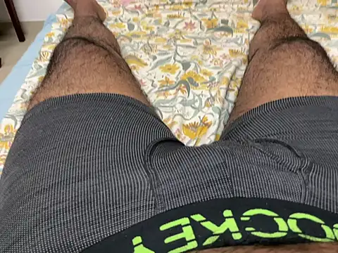 Snapshot of smalldick1202 chatting on April 21, 2026, 4:01 pm smalldick1202 online show from April 21, 2026, 4:01 pm