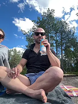 colaandgin online show from July 5, 2026, 2:13 pm