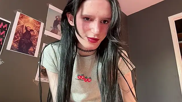 Niky Long online show from April 13, 2026, 3:06 pm