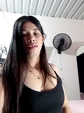 Sexy-Violet-20 online show from May 3, 2026, 12:33 pm