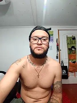 Snapshot of ivandarkc chatting on April 13, 2026, 2:39 am ivandarkc online show from April 13, 2026, 2:39 am