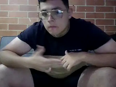 Snapshot of steef0_ chatting on April 16, 2026, 3:18 am steef0 online show from April 16, 2026, 3:18 am