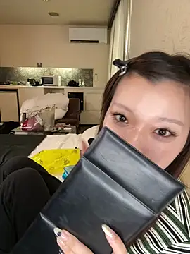 kiichi0222 online show from June 14, 2026, 6:37 am