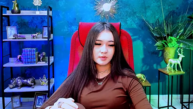 AmiMeow  online show from May 19, 2026, 12:11 pm