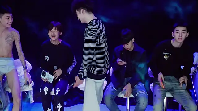 Snapshot of GAY-BOYS8888 chatting on April 14, 2026, 8:20 am GAY-BOYS8888 online show from April 14, 2026, 8:20 am