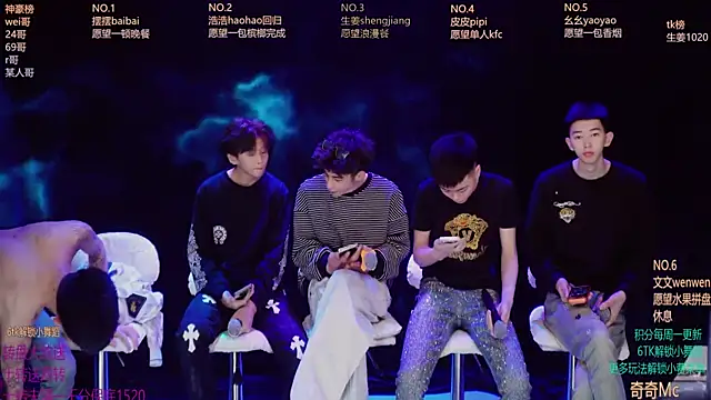 Snapshot of GAY-BOYS8888 chatting on April 15, 2026, 8:10 am GAY-BOYS8888 online show from April 15, 2026, 8:10 am