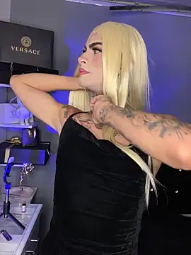 valen lewiiz online show from May 10, 2026, 2:50 am