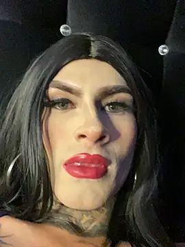 valen lewiiz online show from May 17, 2026, 4:21 am