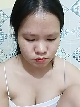 Snapshot of Seraphinahh chatting on June 7, 2026, 2:54 pm Seraphinahh online show from June 7, 2026, 2:54 pm
