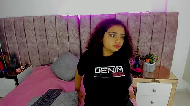 Dahlia rossee online show from May 31, 2026, 11:06 am