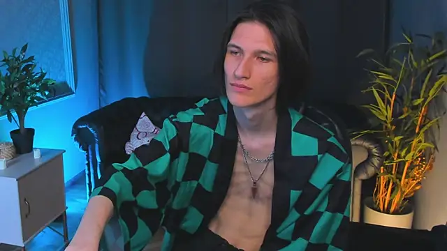 Klaude Jam online show from April 13, 2026, 6:24 pm