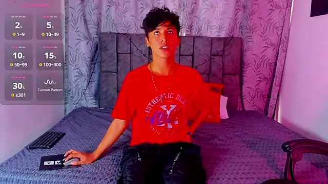 IhanKing online show from June 16, 2026, 7:16 pm