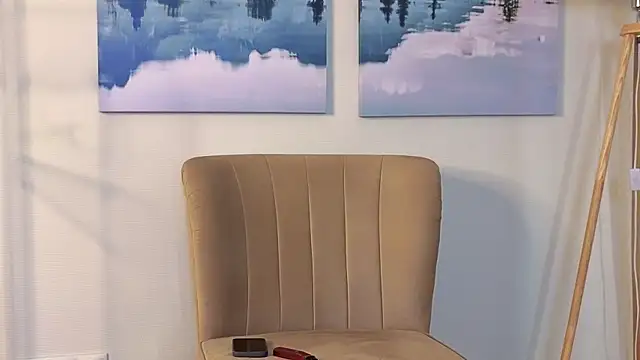 Snapshot of NatashaRieker chatting on April 16, 2026, 10:05 am NatashaRieker online show from April 16, 2026, 10:05 am