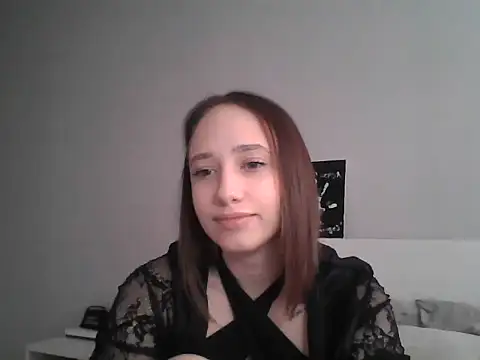 DarkMirel online show from May 5, 2026, 1:30 pm