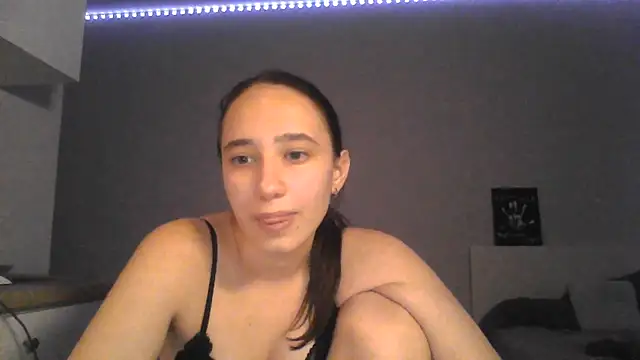 Snapshot of DarkMirel chatting on July 11, 2026, 7:05 pm DarkMirel online show from July 11, 2026, 7:05 pm