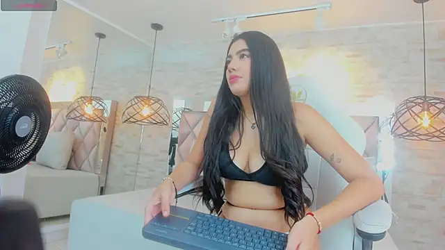 Snapshot of hazel_nyxx chatting on April 16, 2026, 3:40 am hazel nyxx online show from April 16, 2026, 3:40 am