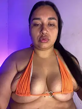 Snapshot of Cotton_angel chatting on July 5, 2026, 11:06 am Cotton angel online show from July 5, 2026, 11:06 am