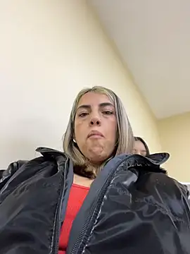 Aphril Iris online show from April 21, 2026, 11:29 pm