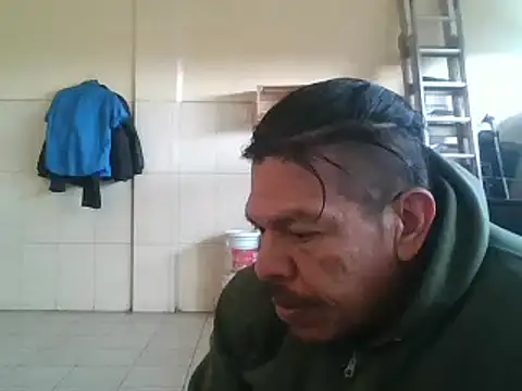 Snapshot of Oskr2024XXX chatting on January 19, 2025, 10:28 pm Oskr2024XXX online show from January 19, 2025, 10:28 pm