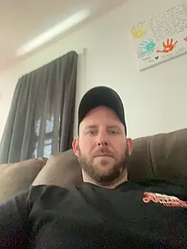 phattyluv89 online show from May 1, 2026, 8:24 pm