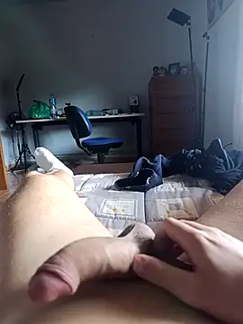 Snapshot of yourboy_27 chatting on April 14, 2026, 5:41 pm yourboy 27 online show from April 14, 2026, 5:41 pm